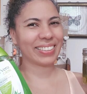¿El shampoo en barra con aloe vera es adecuado para todo tipo de cabello?