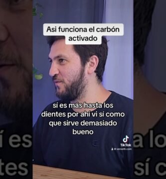 Qué efecto tiene el carbón activado en shampoo sólido en cabellos teñidos o dañados